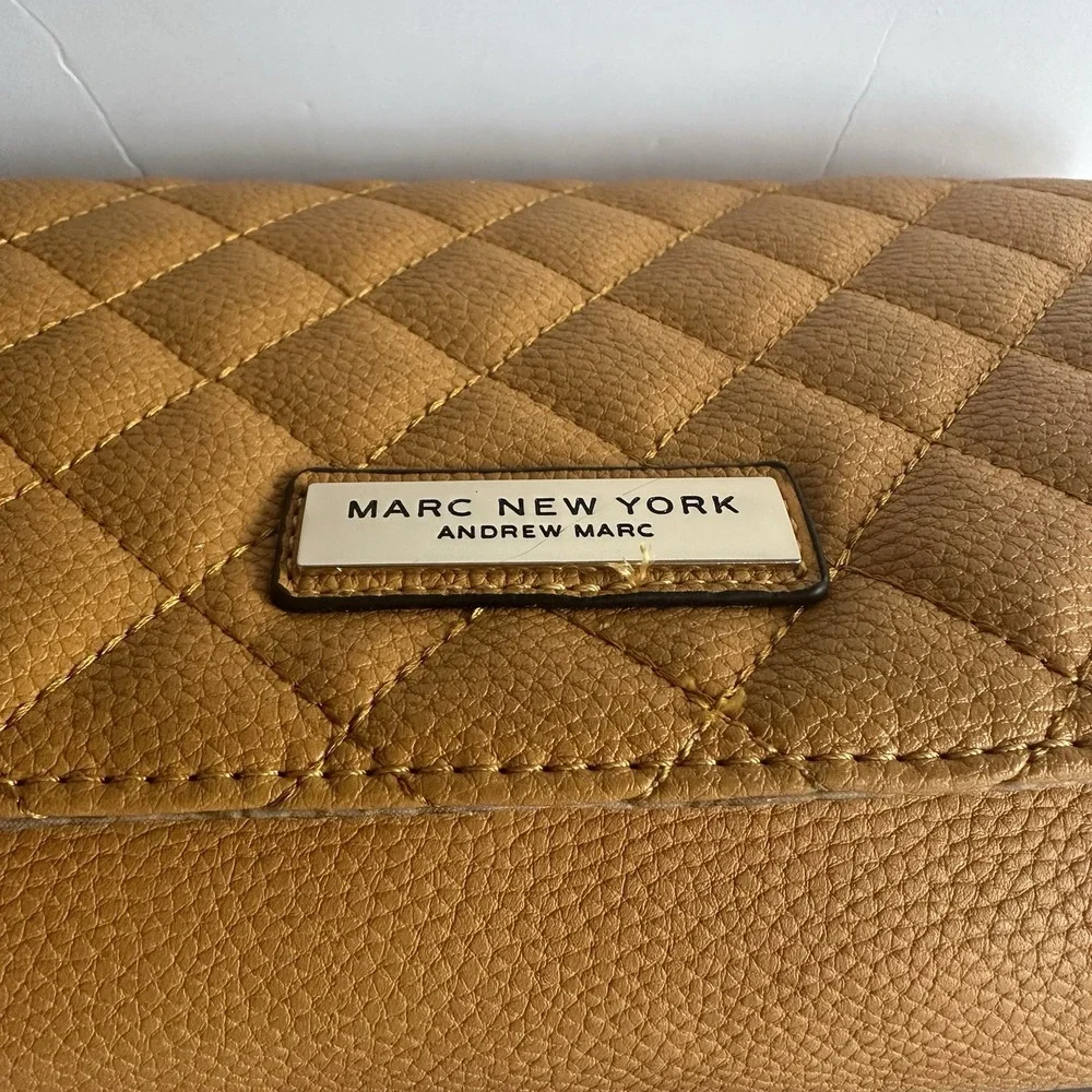 Marc NY‎ Andrew Marc Pebbled Leather Quilted Flap Purse Handbag Mustard Gold Y2K